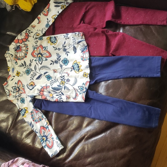 Cat & Jack Other - 3T 3 pc set Old Navy top with Cat & Jack matching leggings
